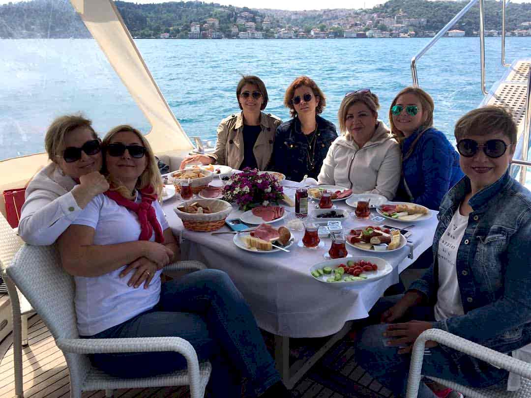 Yat ile özel etkinlik