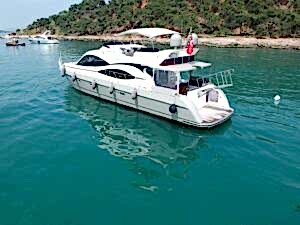 Boğaz’da konforlu yat deneyimi